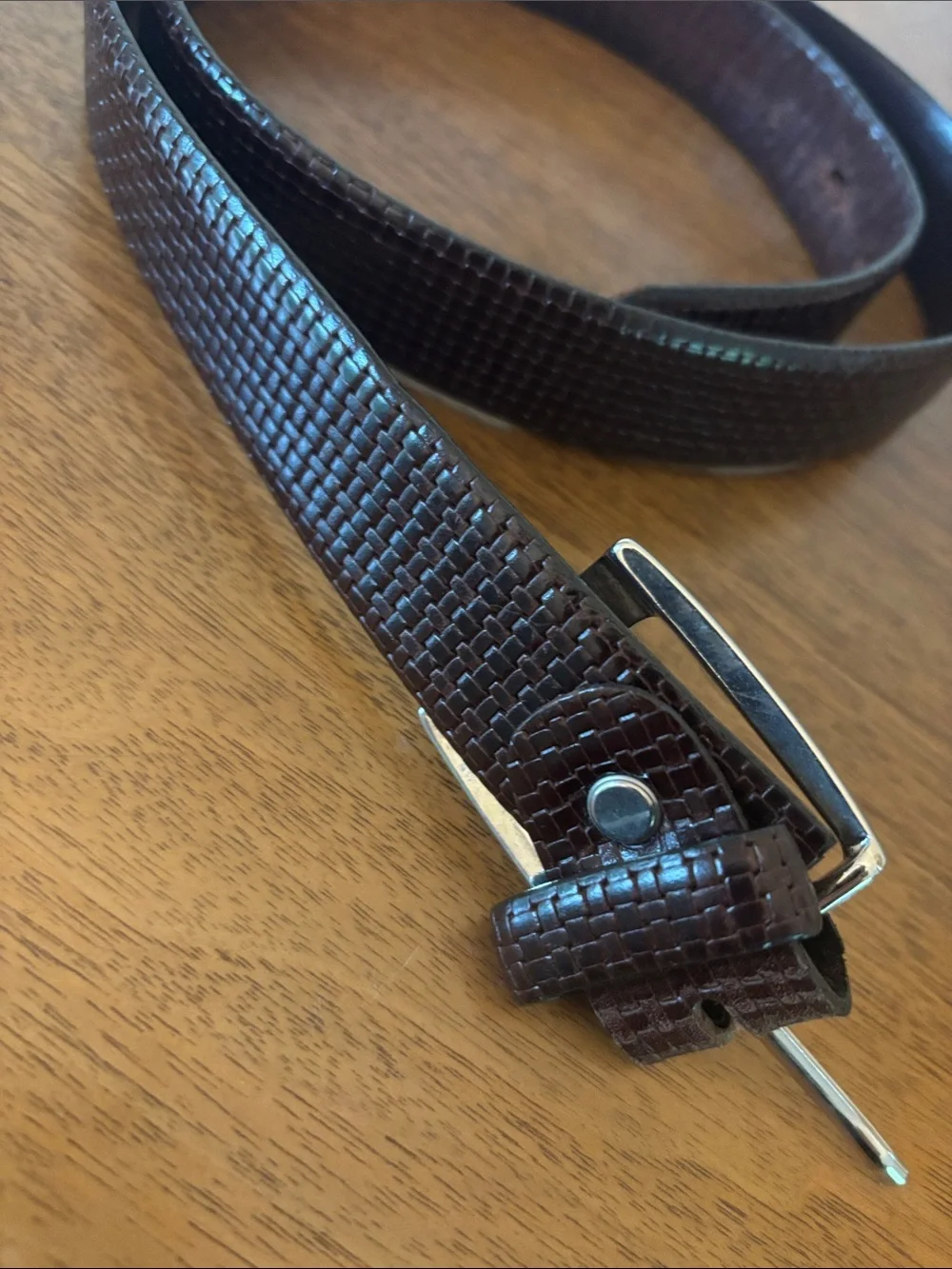 Men's Textured Dark Brown Leather Belt w/ Silver Buckle made in Italy fits 36-38